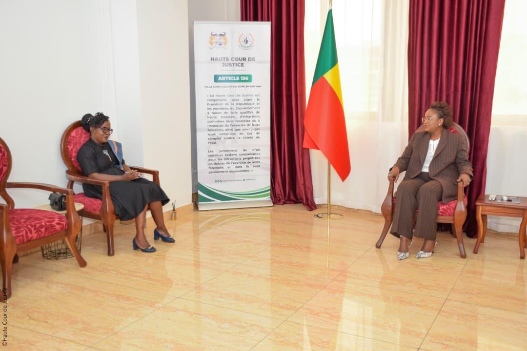 Audience à la Haute Cour de Justice : La Pre Dandi GNAMOU reçoit Dre AGNILA